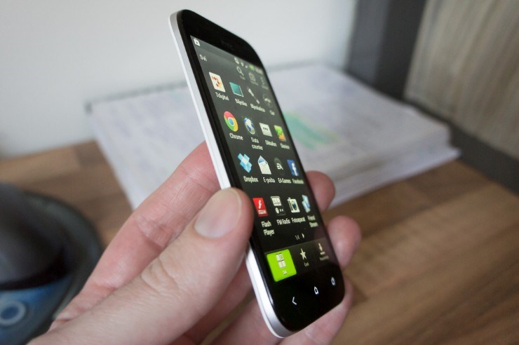 HTC One SV (16).jpg